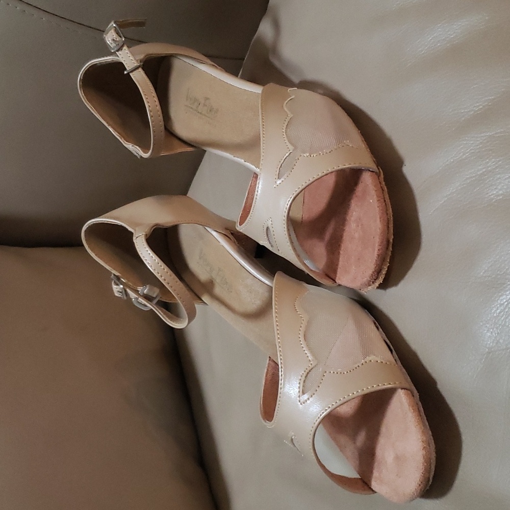 Very Fine leather dance shoes heels